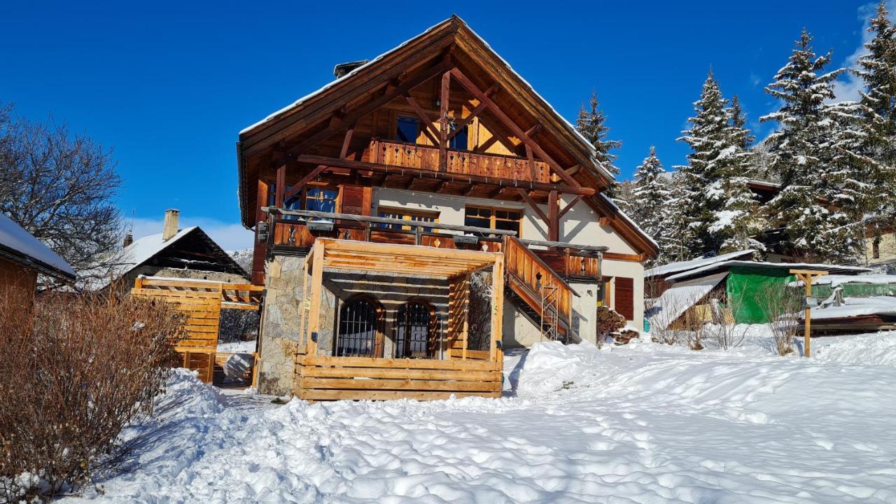 Chalet Serre Cambeou Piscine&Spa サン・シャフレ エクステリア 写真