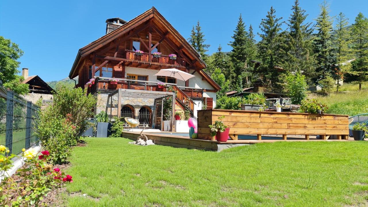 Chalet Serre Cambeou Piscine&Spa サン・シャフレ エクステリア 写真