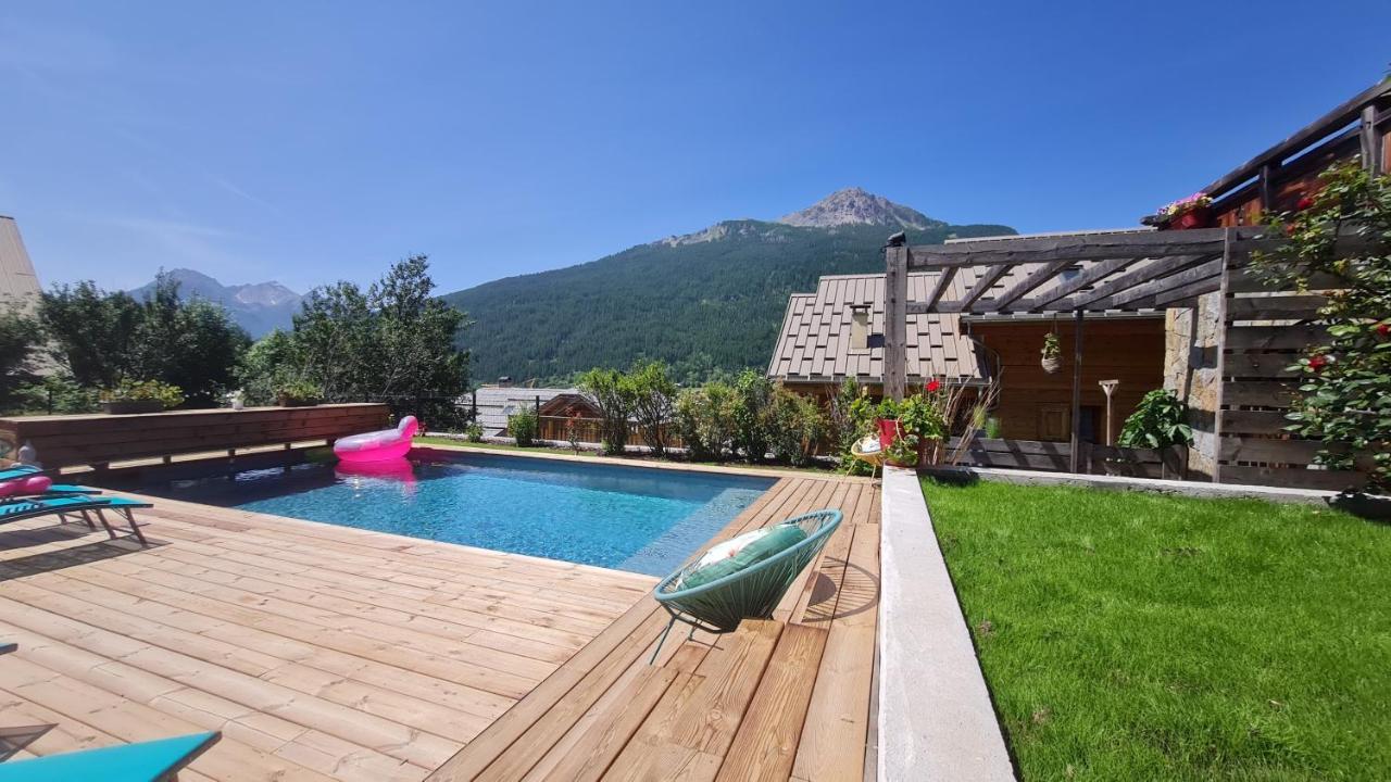 Chalet Serre Cambeou Piscine&Spa サン・シャフレ エクステリア 写真