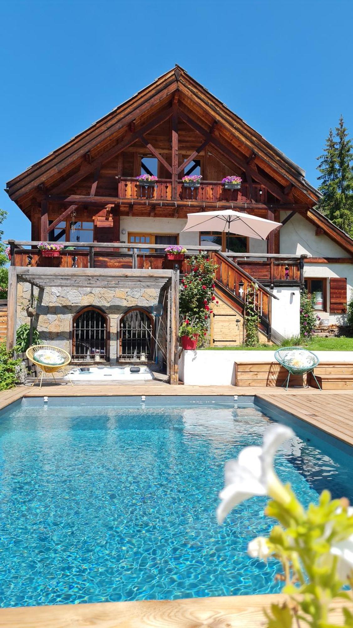 Chalet Serre Cambeou Piscine&Spa サン・シャフレ エクステリア 写真